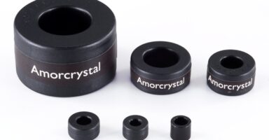 レコーディングやモニタリングでの大きな威力を発揮する。高周波ノイズ対策コア、PERFECTION Amorcrystalシリーズ